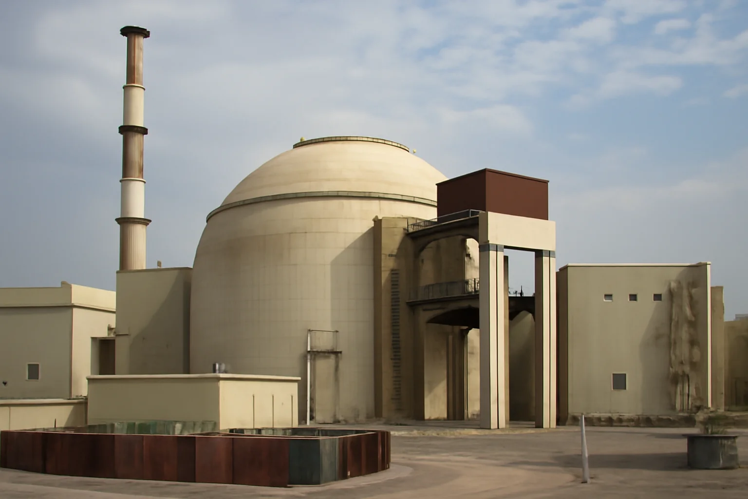 Bomba nucleară a Iranului: Israelul acuză dar CIA spune că nu există